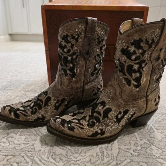 Corral Bootie - 9.5 - Picture 7 of 16